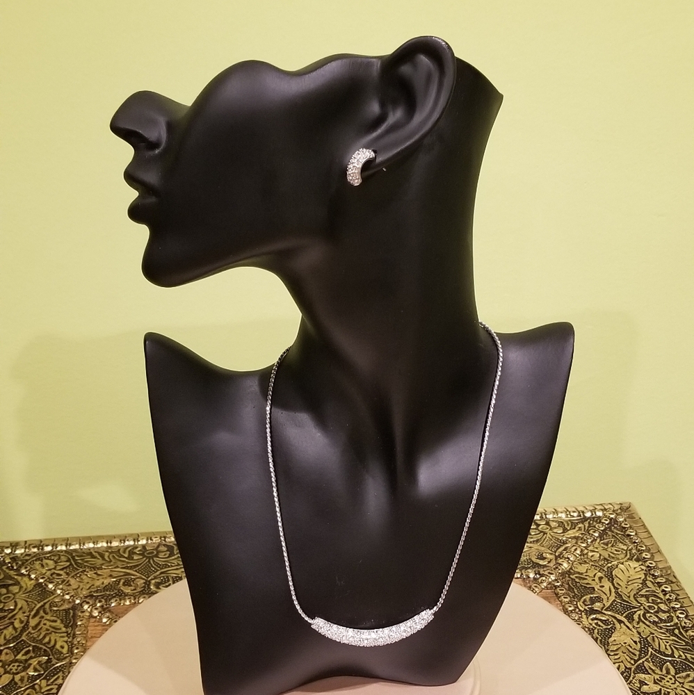 Silver Rhinestone Necklace Set - Picture 2 of 4